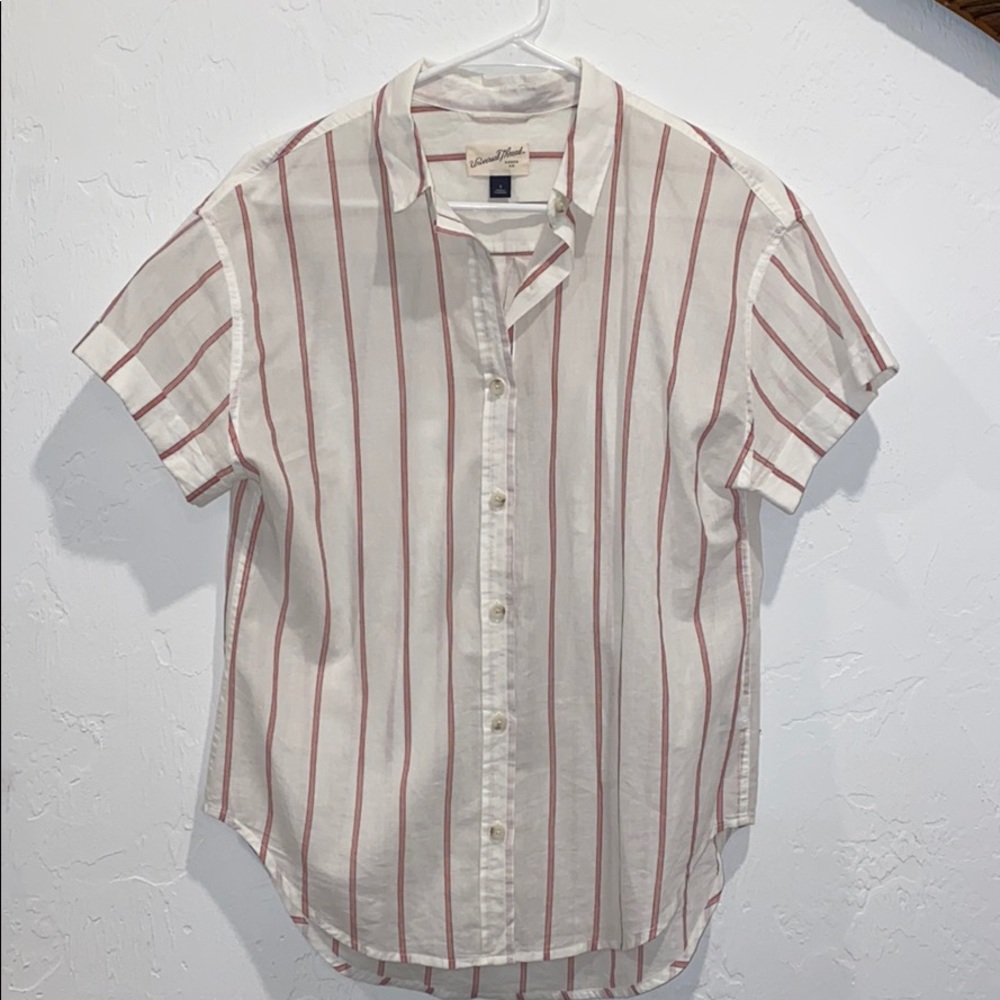 Universal Thread Button Up